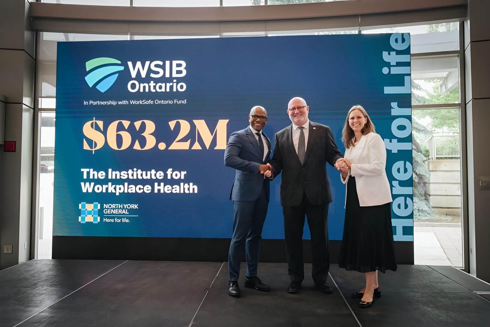 WSIB Ontario and North York General announcement on a large-format FPC LED video wall